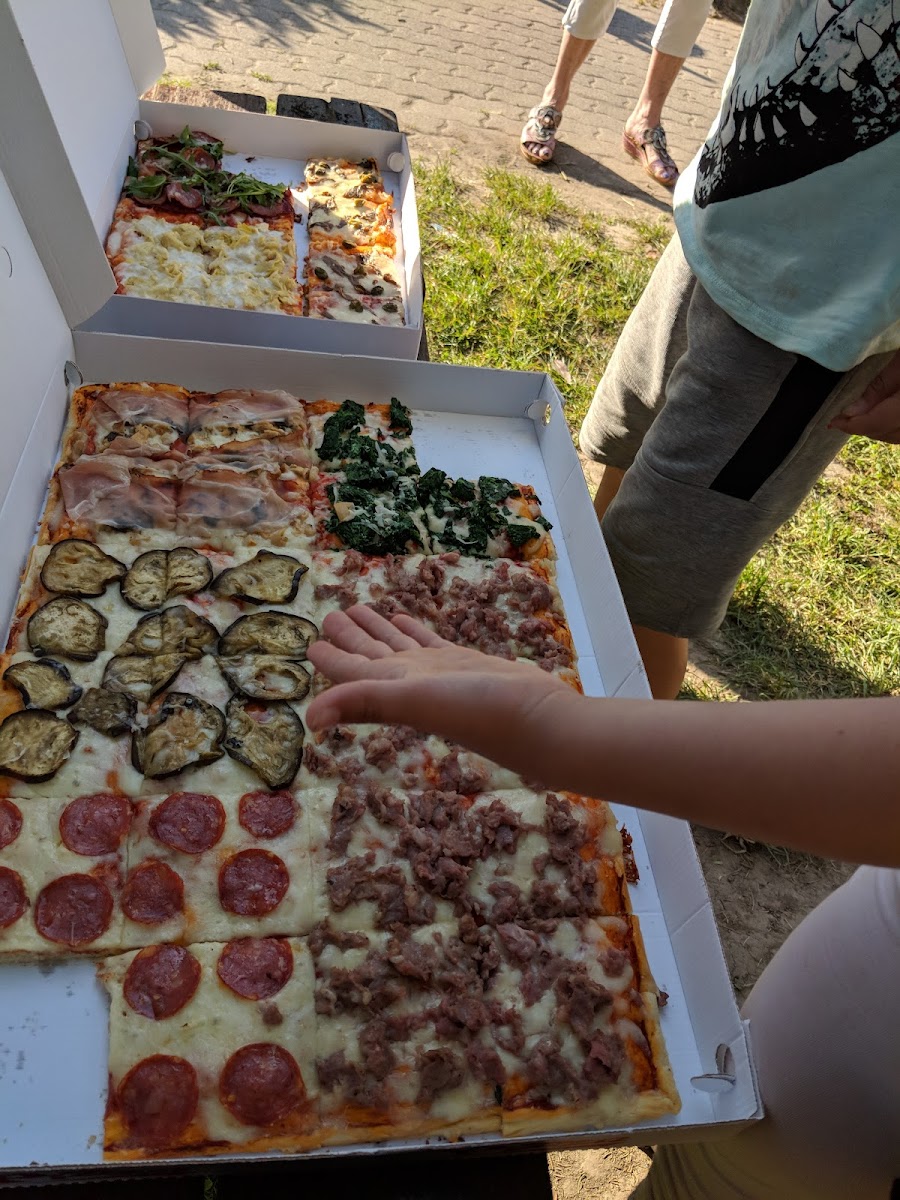 Pizzeria Al Taglio Del Corso Di Rossi Ivan Photos 2